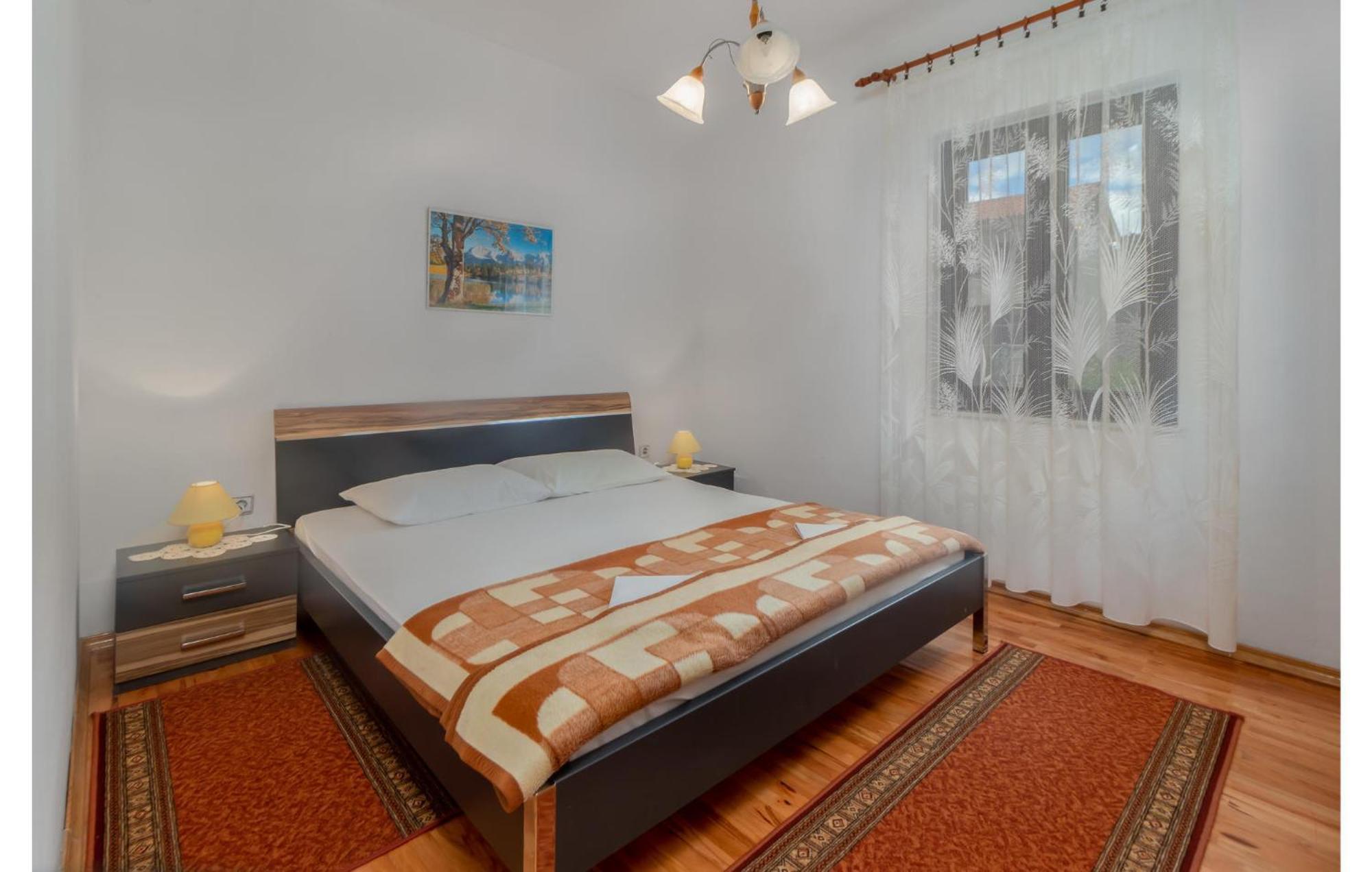 3 Bedroom Awesome Apartment In Novi Vinodolski Extérieur photo